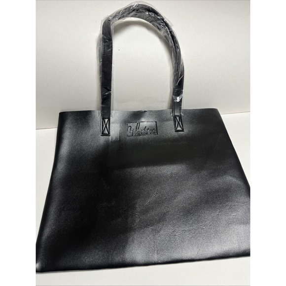 Wahine Made Co 100% Leather Black Shoulder Bag‎ 14x16 In - Picture 1 of 5